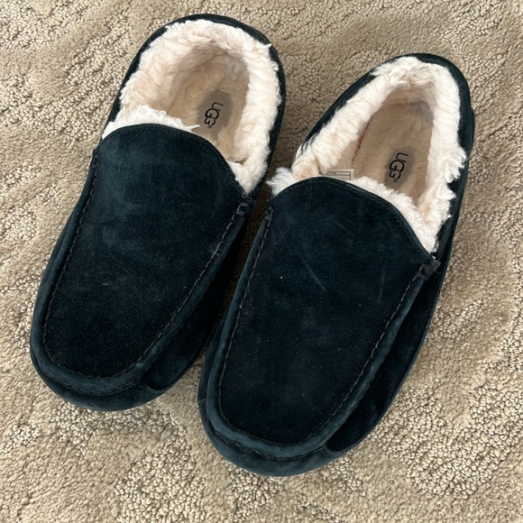 Ugg Ascot Mens Slippers Loafer Size 10 Black Suede Sheepskin Slip On Shoe main image 6
